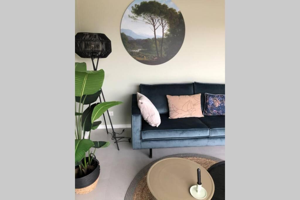 B&B Snurk Stiens, Fijn Verblijf Aan Open Vaarwater Esterno foto